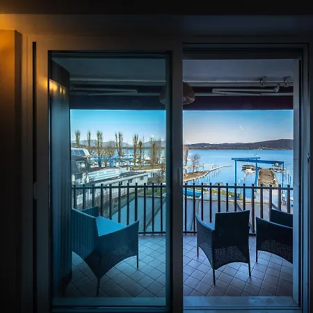 La Finestra Sul Holiday home Dormelletto