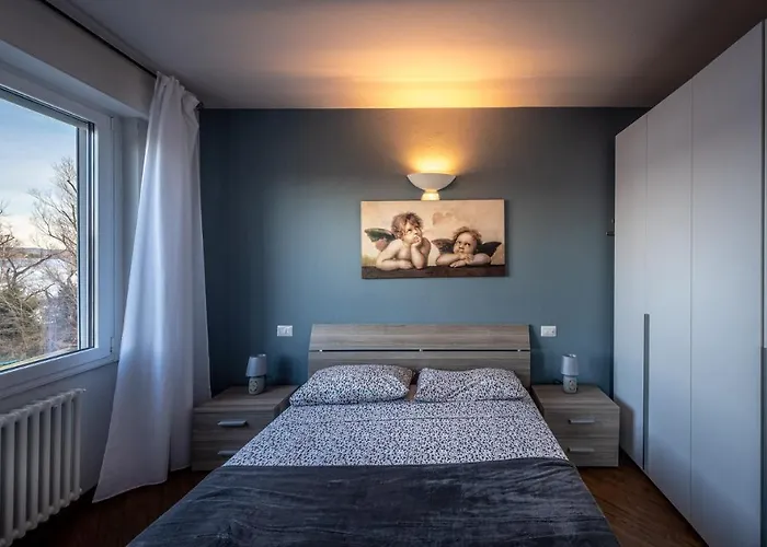 펜션 La Finestra Sul *